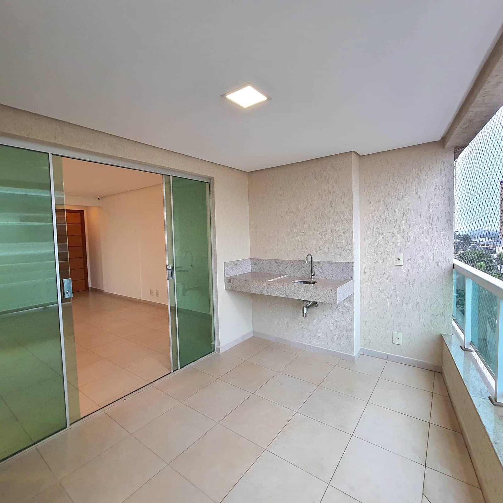 Apartamento sofisticado no Alto da Glória | 98m² | 4 quartos com home office.