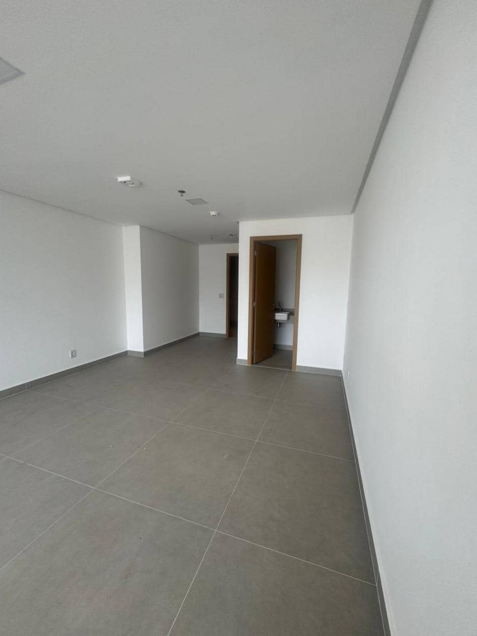 Sala para alugar, 37 m² - WTC - Setor Marista - Goiânia/GO