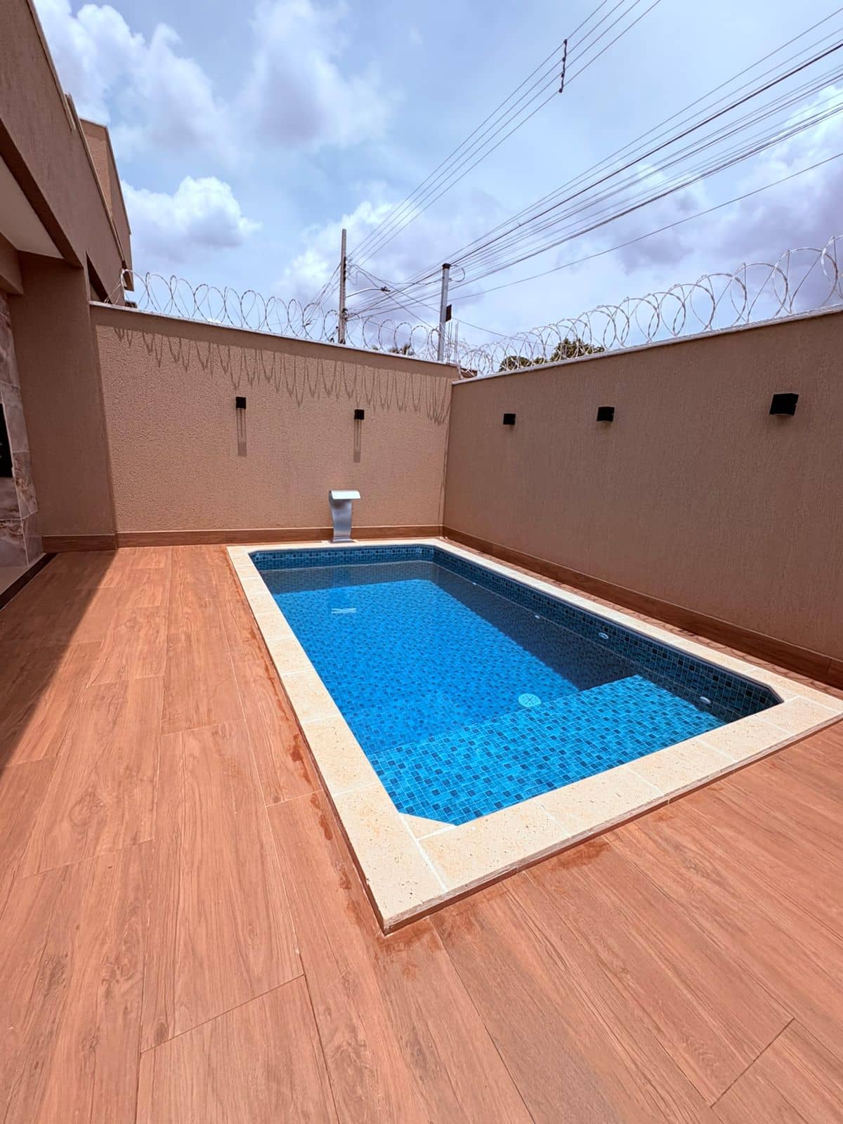 🏡 Casa com piscina no Setor Satélite São Luiz