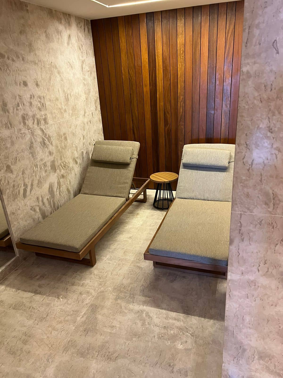 OPUS PENTHOUSES 146 (PREÇO DE OPORTUNIDADE) ANDAR ALTO