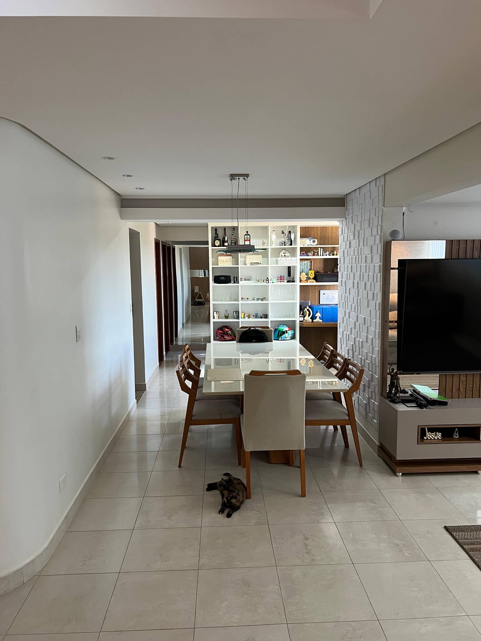 Apartamento Parque Amazônia - Semi mobiliado