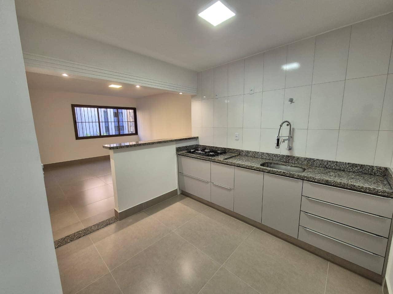 Apartamento 3 quartos 91m2  Ed. Laguna St. Bueno