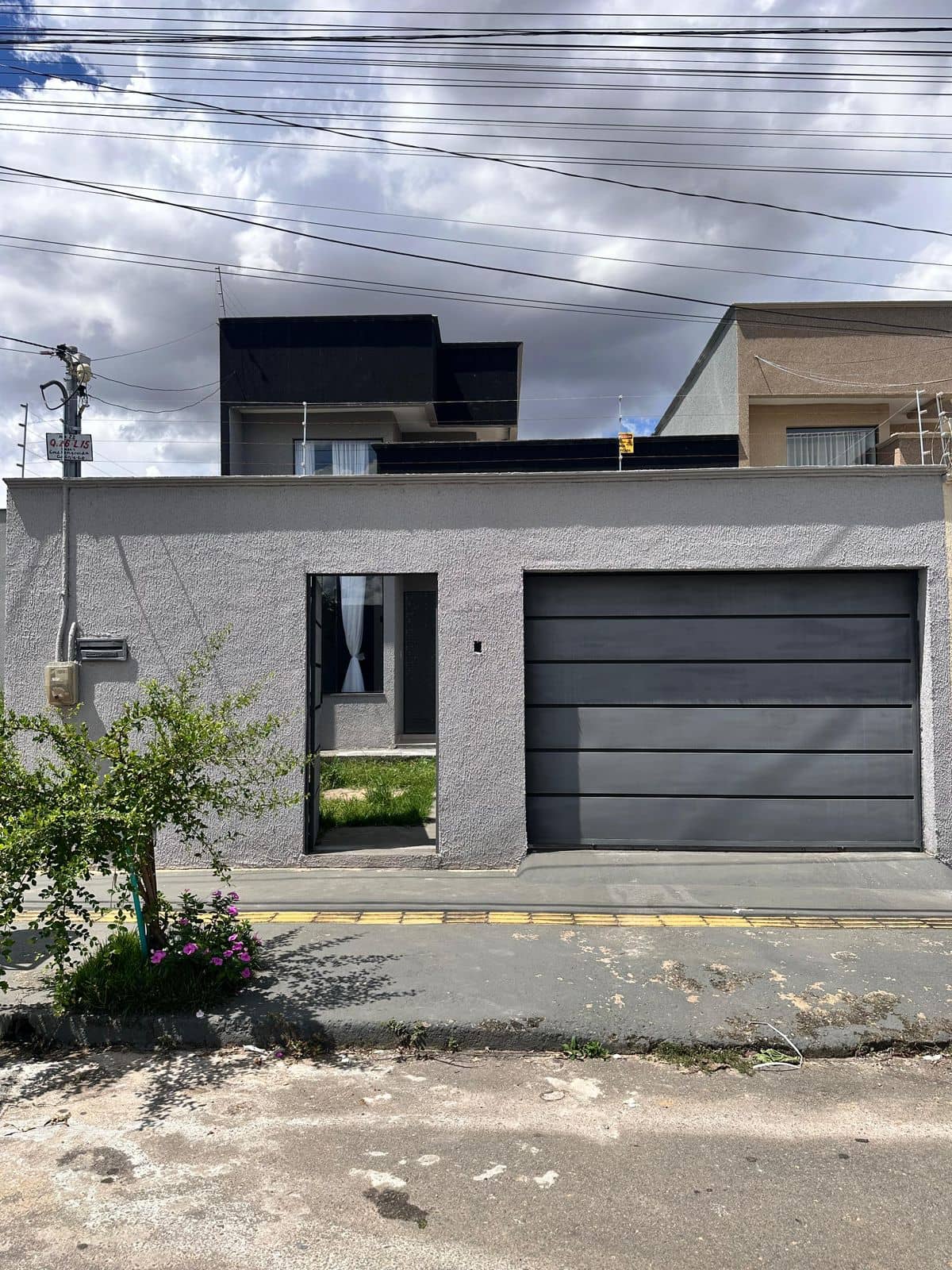 🏡 OPORTUNIDADE – BELÍSSIMA CASA - Condomínio das Esmeraldas