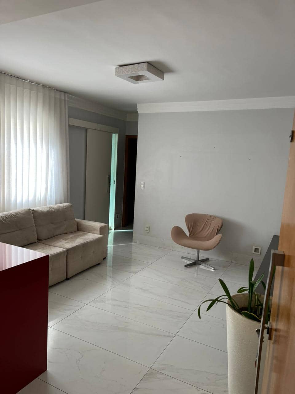 2/4 mobiliado, 62 m2, Ed Lancaster, Setor Bueno