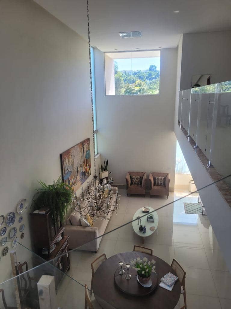 Sobrado de Esquina Alphaville Ipês