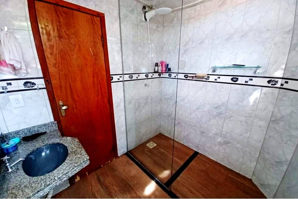 IMÓVEL COMERCIAL + RESIDENCIAL À VENDA EM Anápolis – EXCELENTE OPORTUNIDADE PARA INVESTIMENTO