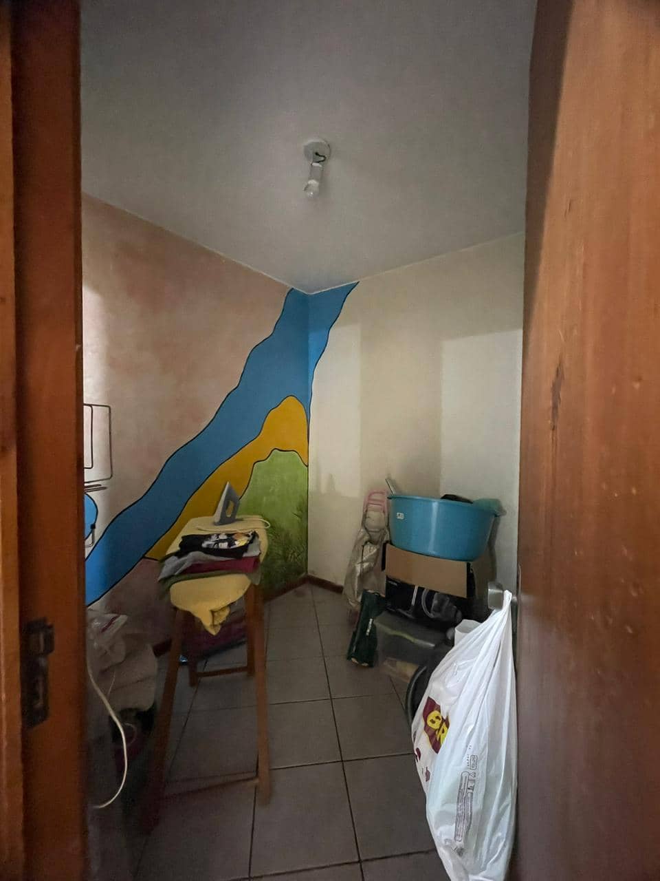 Sobrado com 4 Quartos à venda, 202m² - Setor Nova Suíça