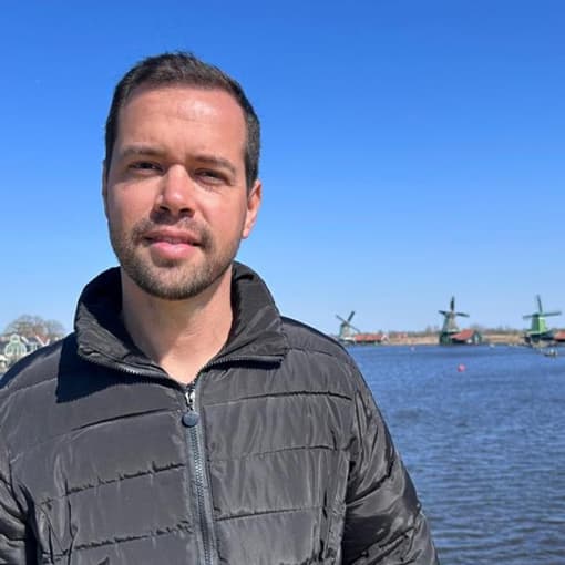 LUCAS JARDIM SOARES E MELO