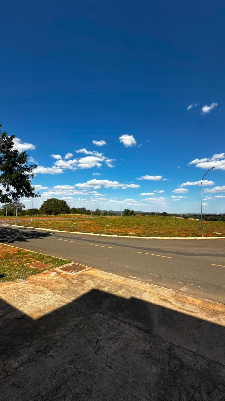 LOTE PORTAL DO SOL GREEN 653,08 m² - RUA DOS IPES - LOTE ESPECIAL EM RUA PRINCIPAL