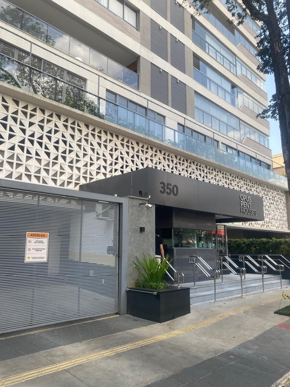 PENT HOUSE OPUS