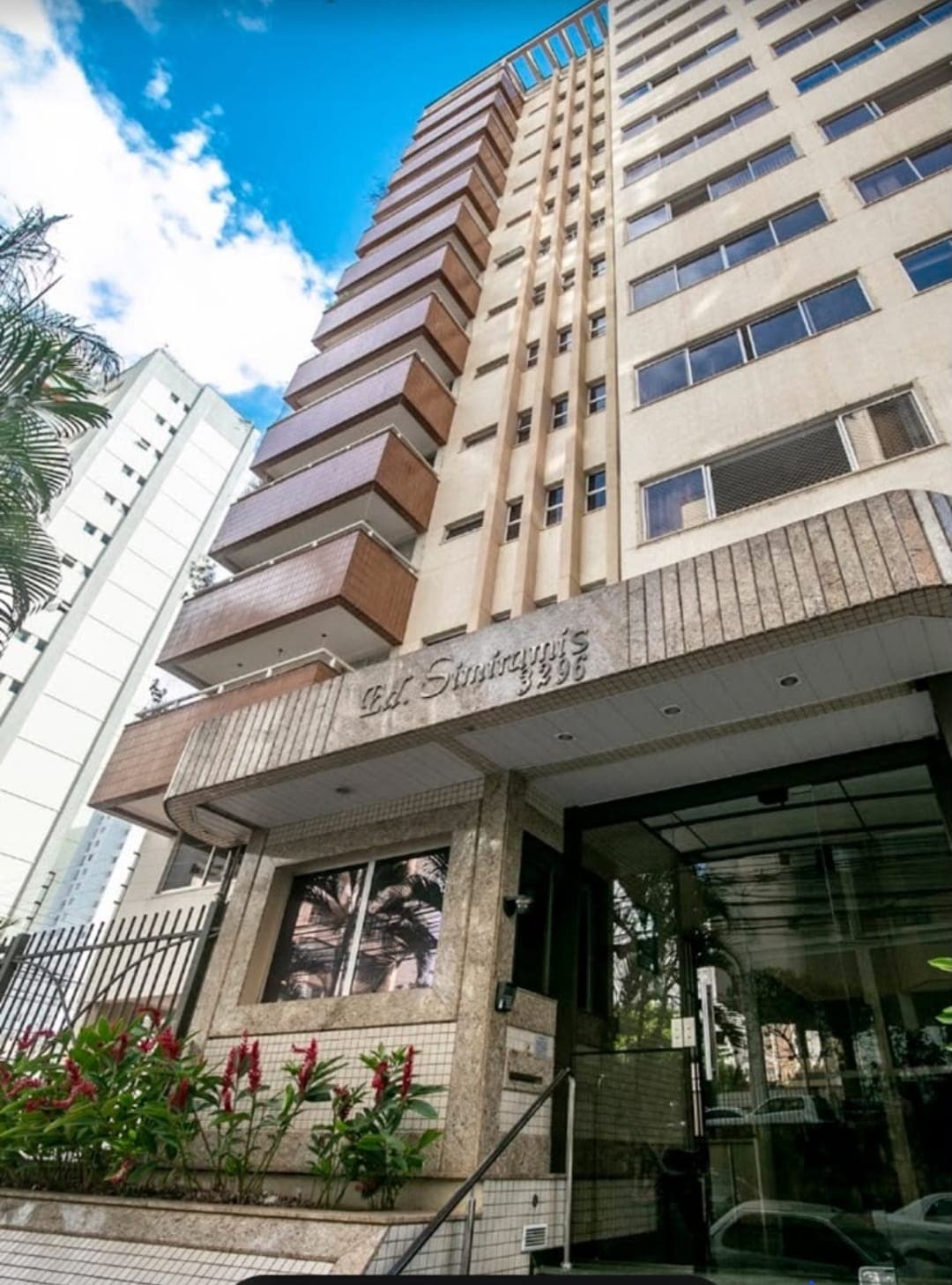 APARTAMENTO AMPLO À VENDA – EDIFÍCIO SIMIRAMIS | SETOR BUENO
