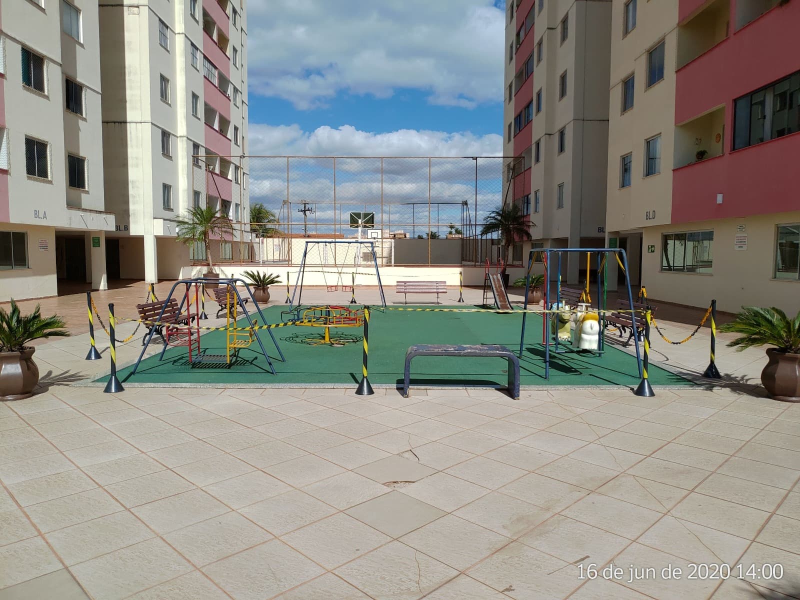 Apartamento 3 quartos Jardim Nova Era – localização estratégica!
