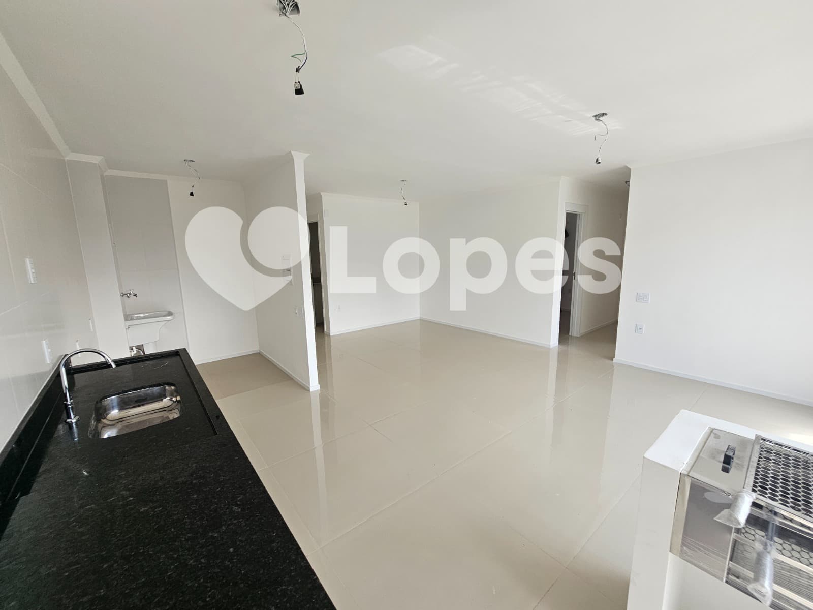 Apartamento no Setor Bueno | 3 Suítes Plenas | Alto Padrão