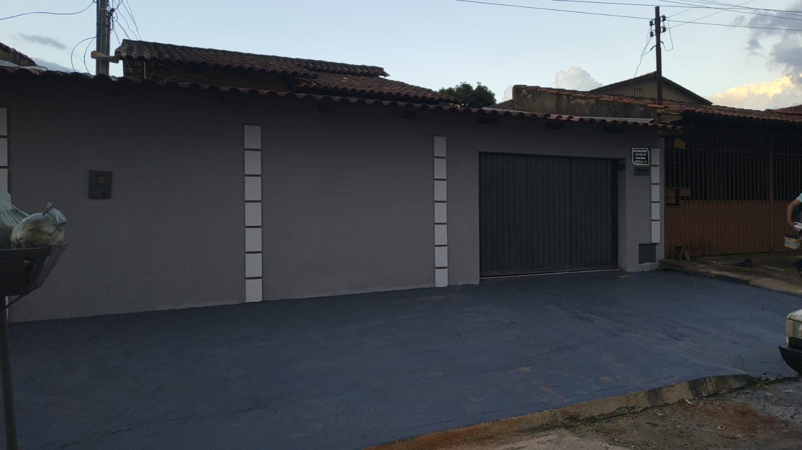 Casa no Setor Maysa – 3 Quartos | Área Gourmet | Garagem p/ 4 Carros - Trindade - GO