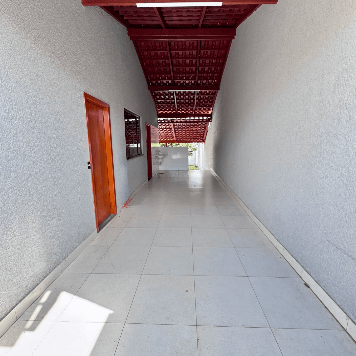 CASA À VENDA - MARISTA SUL - APARECIDA DE GOIÂNIA