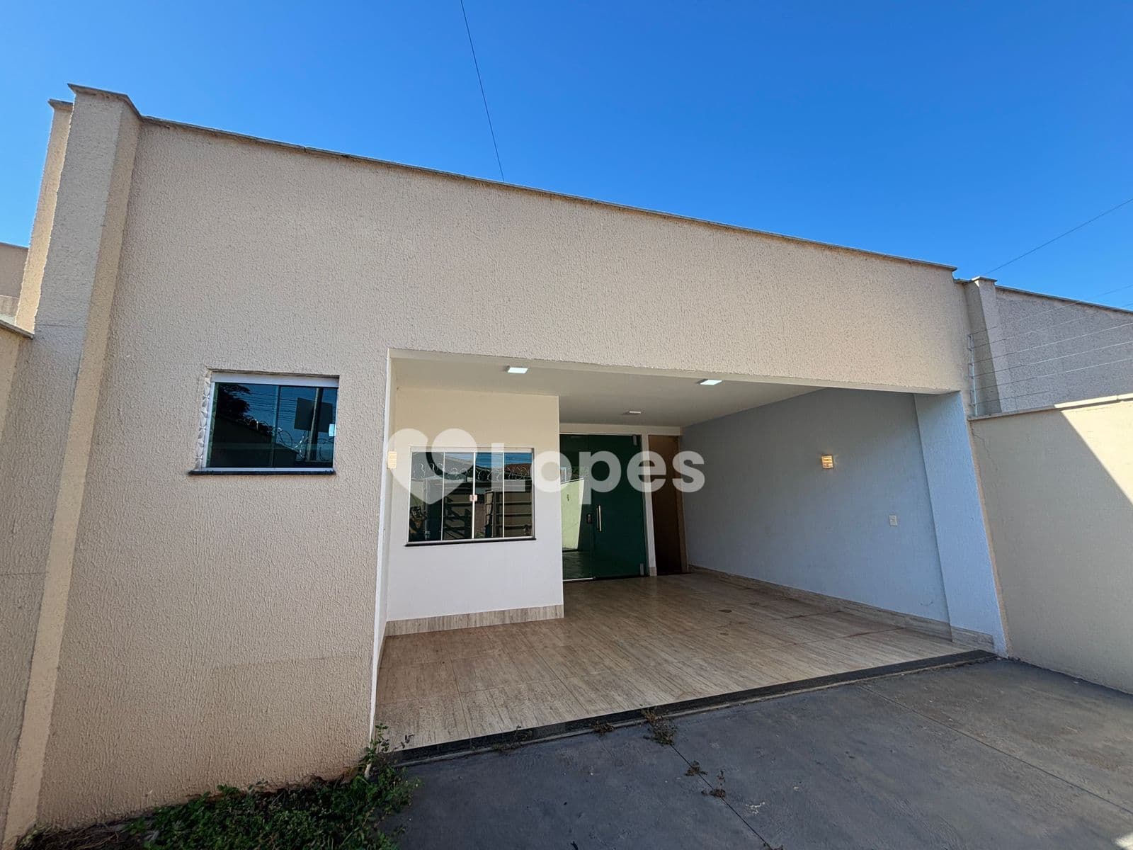 Casa à venda no Setor Santa Genoveva – Goiânia | 3 Quartos | 170 m² | Área Gourmet | R$ 800.000