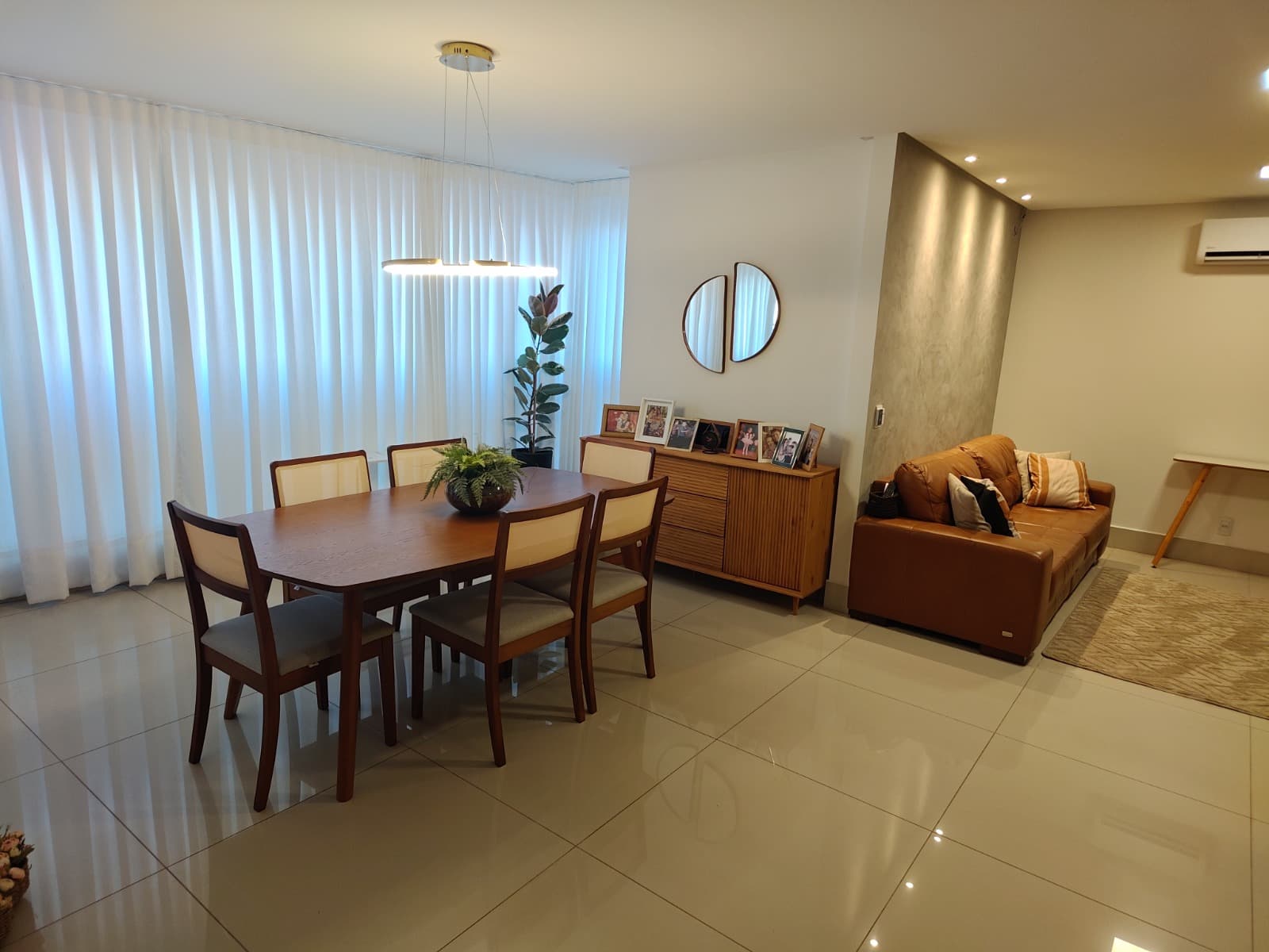 Apartamento Mobiliado 132 m² - Setor Oeste