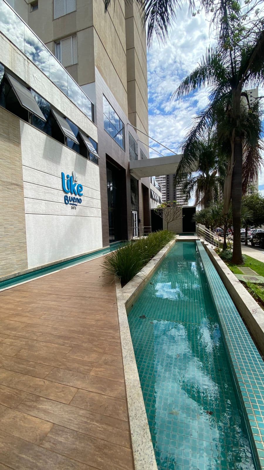 Apartamento com 3 suites no condomínio Like Bueno