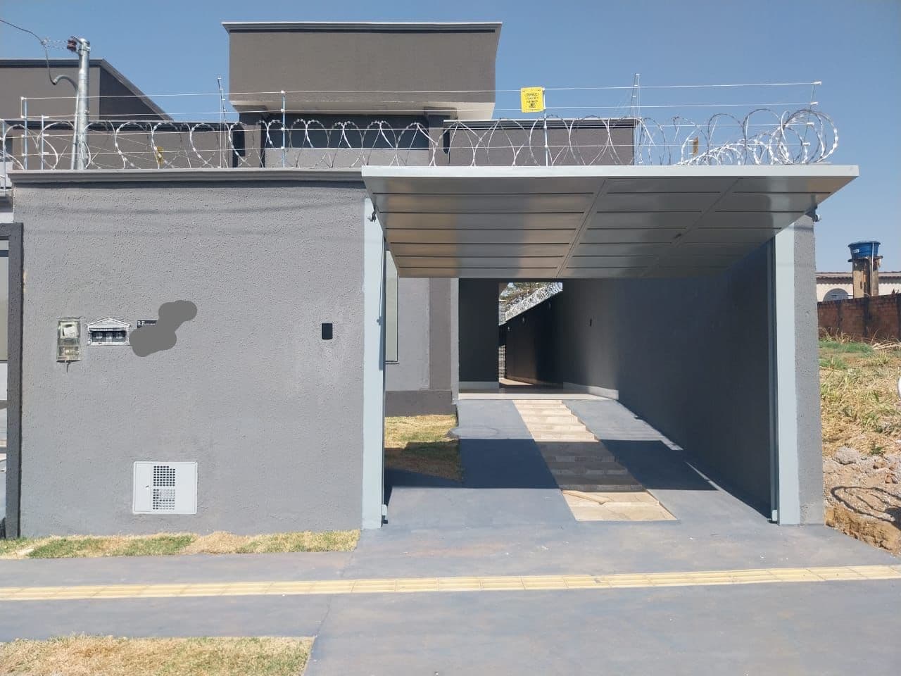 Oportunidade! Casa Moderna com 2 Quartos e 2 Vagas de Garagem Res Buriti sereno