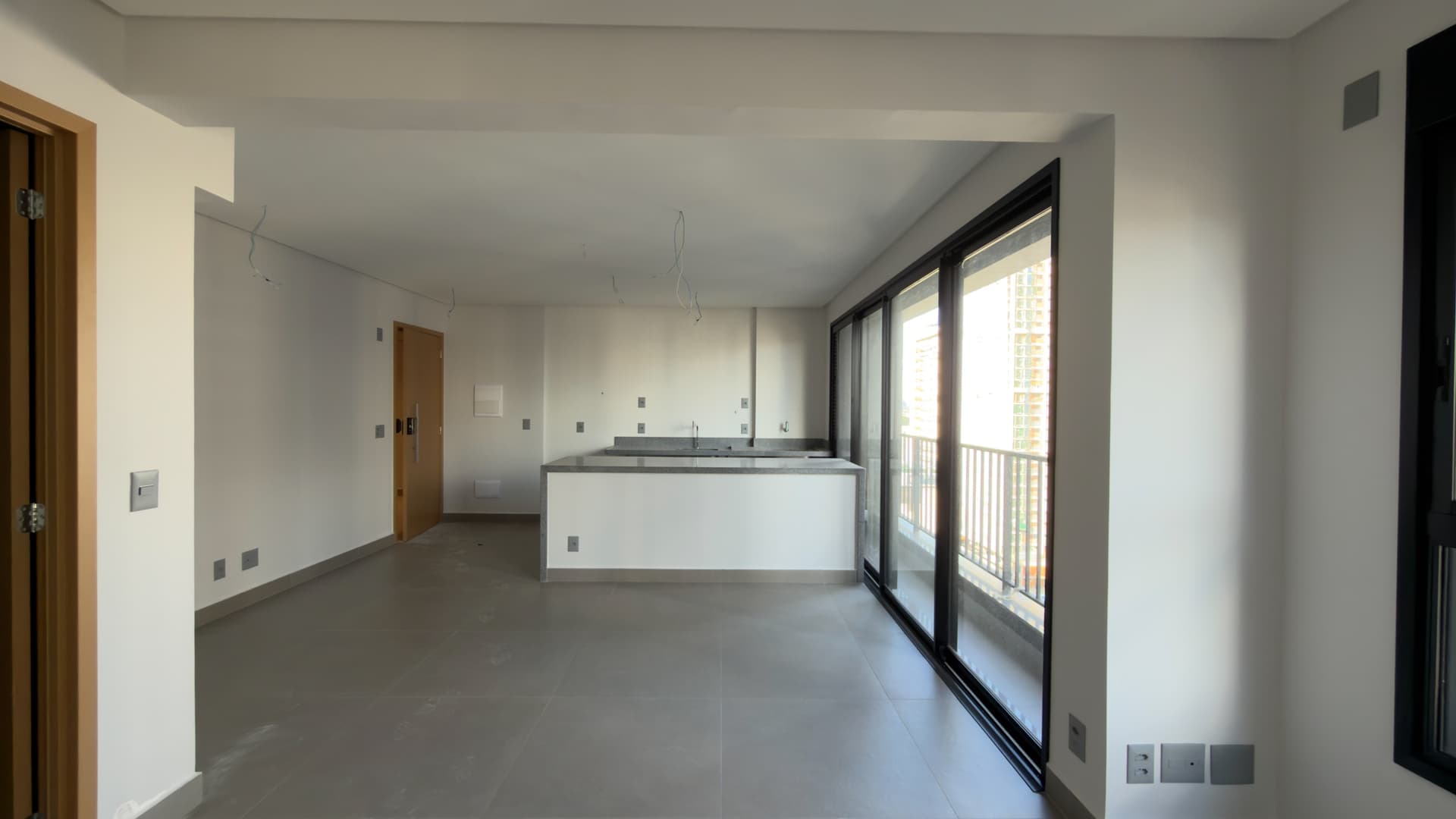 Apartamento 1 Suíte à Venda no Setor Oeste Oportunidade  Andar Alto R$ 530 Mil 41,6 m²  1 Suíte, 1 Vaga