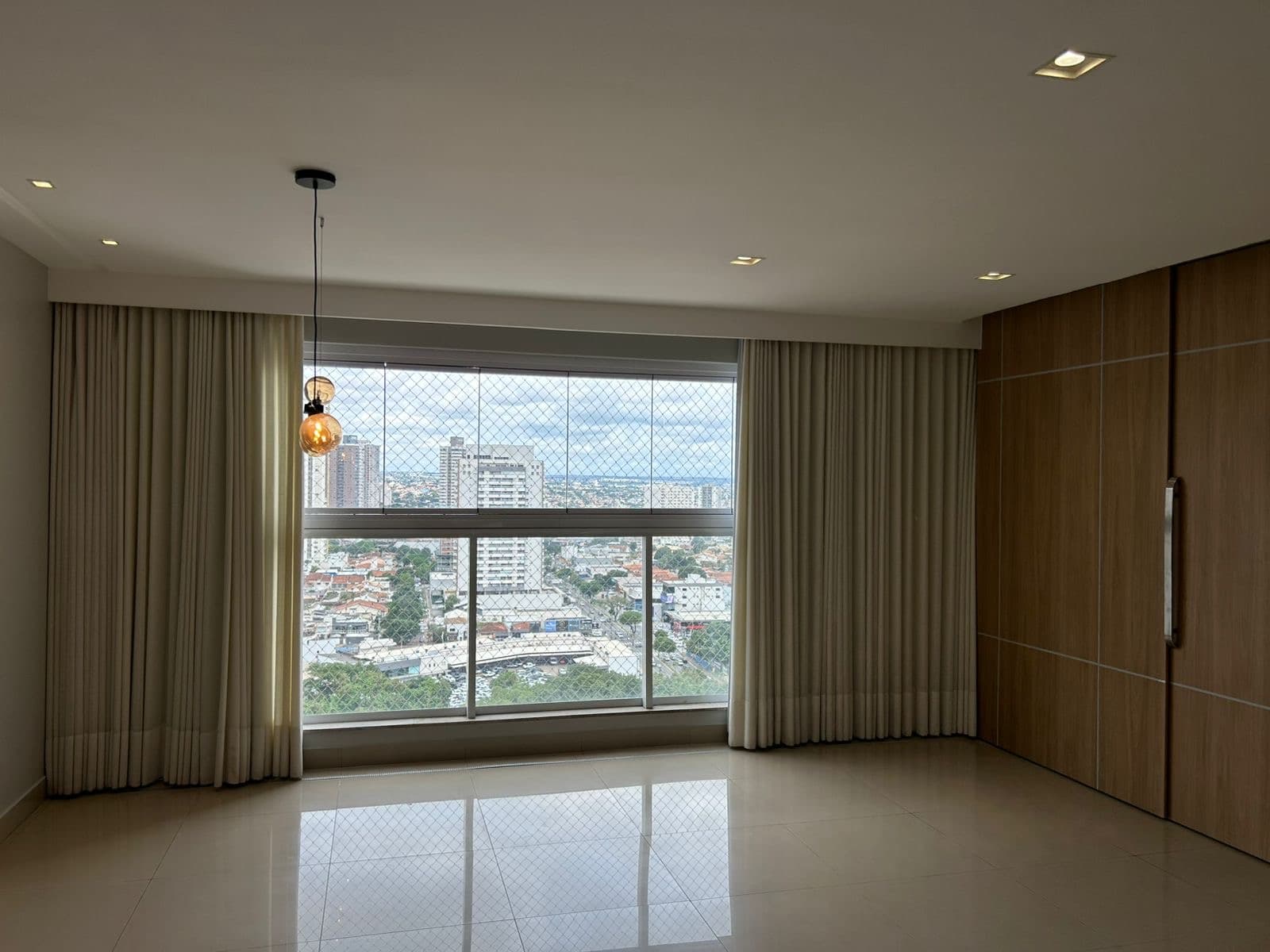 Apartamento no Brava Bueno