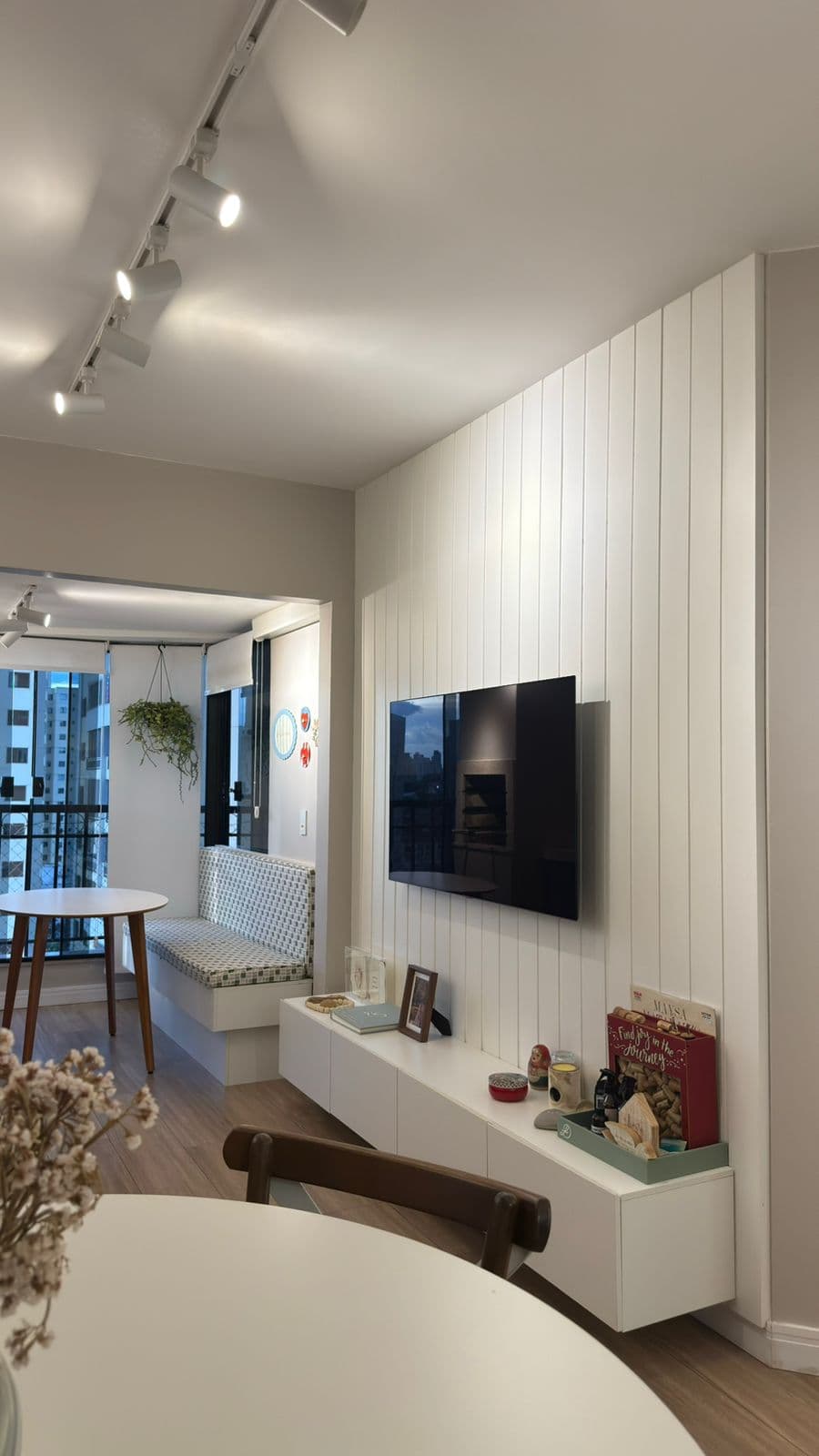 Apartamento no Residencial Paineira 3Q sendo 1 Suite