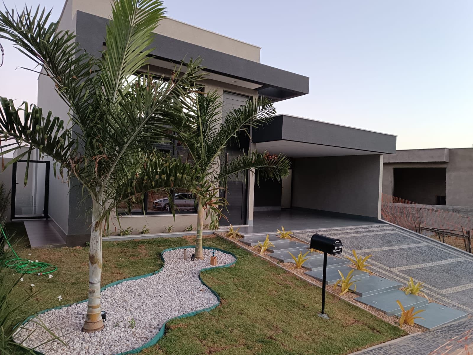 Casa sub terrea Jardins Nápoles