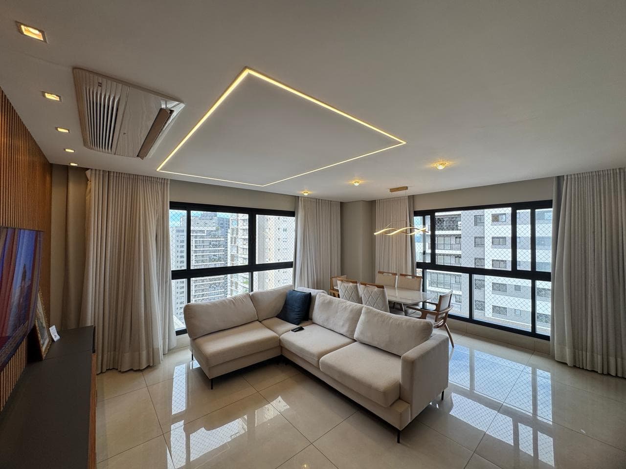 Apartamento no Spot Marista