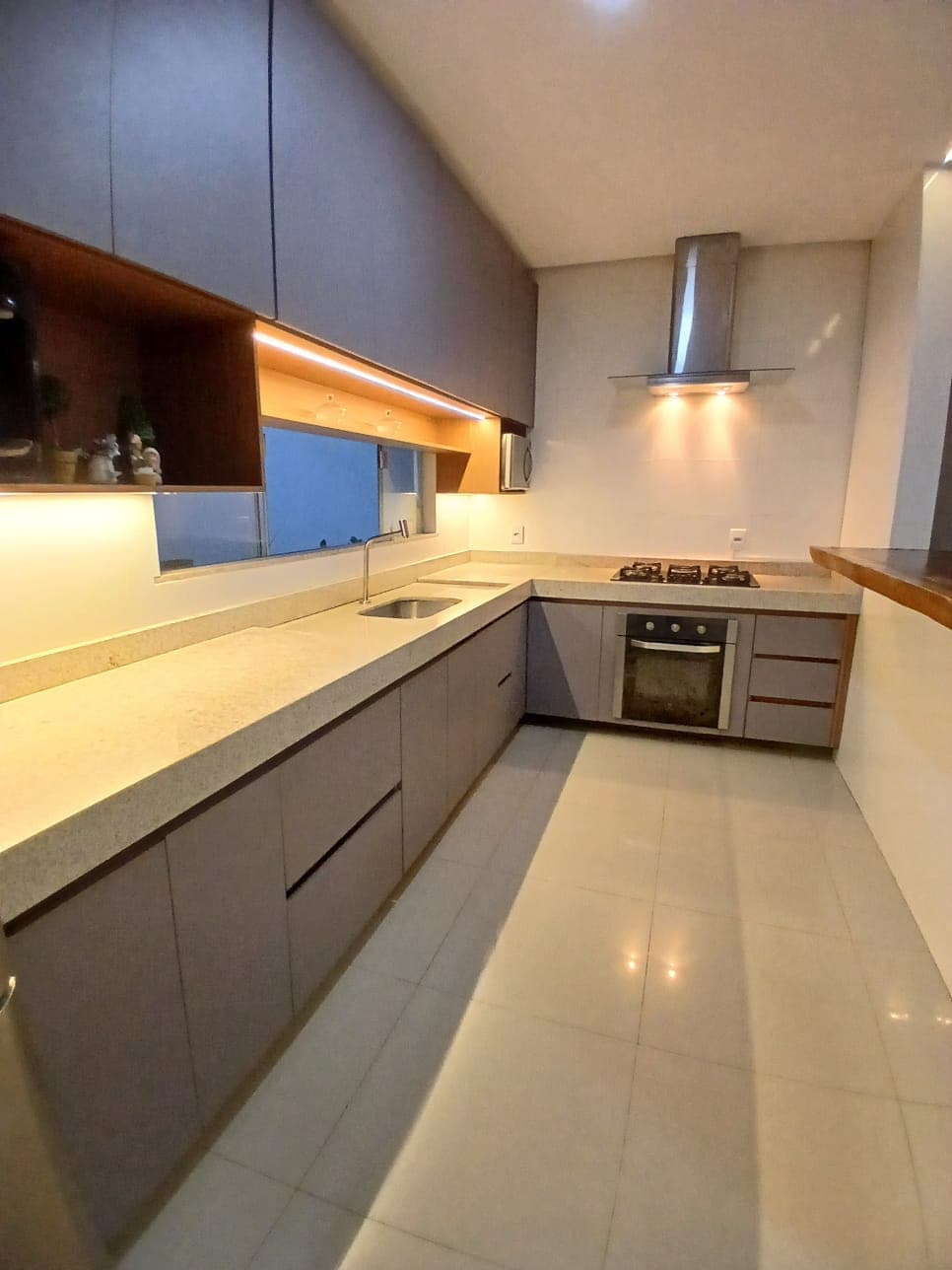 Casa à Venda no Setor Três Marias 210 m²Espaço 3 Quartos uma suíte, Conforto e Excelente Localização