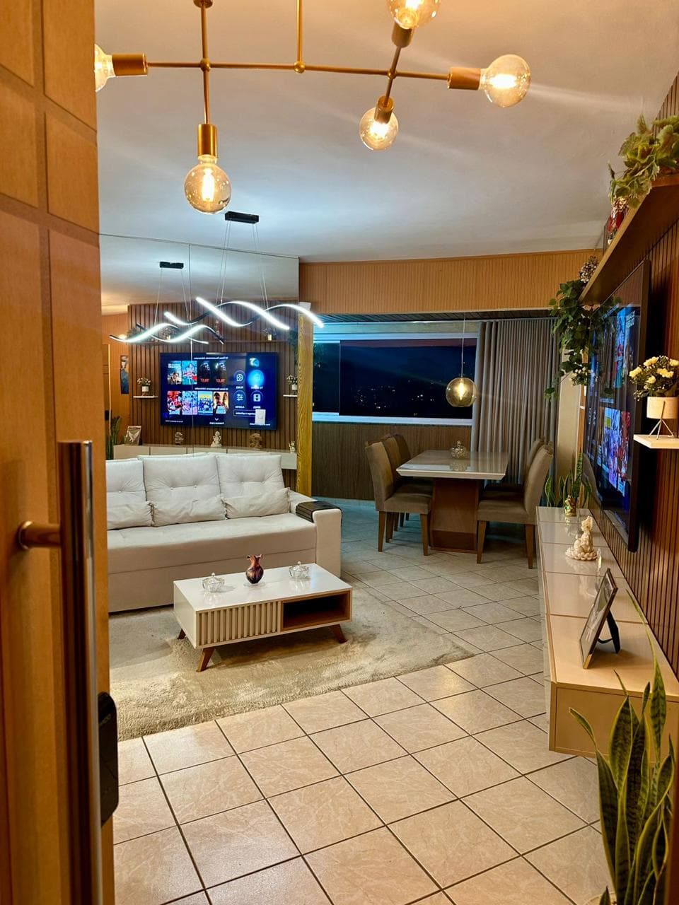 Apartamento mobiliado e decorado à venda - Setor Bueno | Goiânia