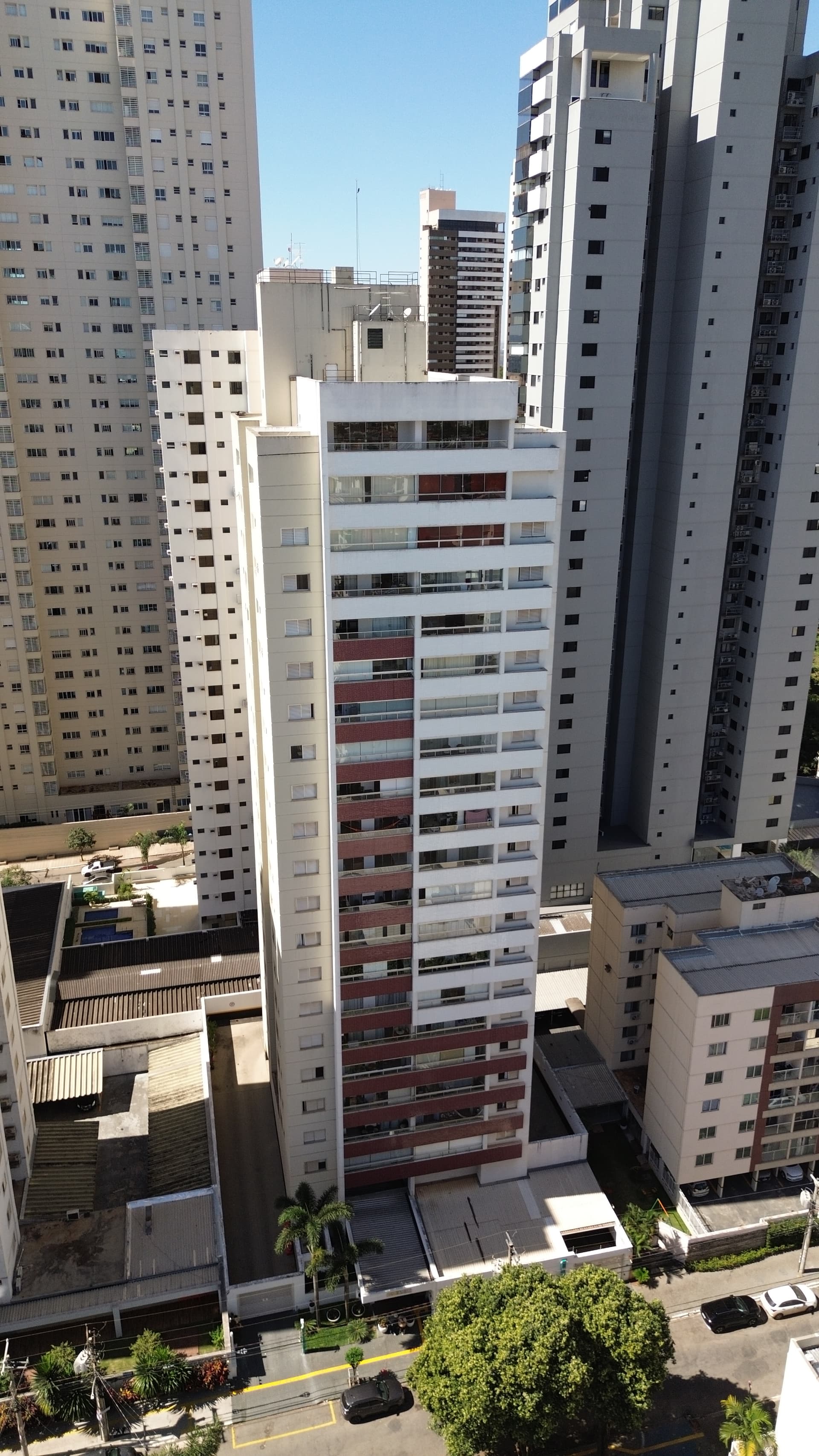 Oportunidade sendo 3Q mobiliado, somente atravessar a rua para estar no Parque Flamboyant