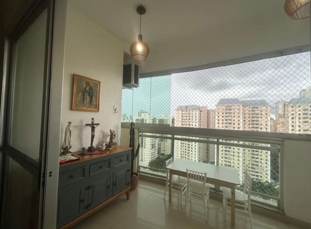 Residencial Ilha Murano 3 suítes Plenas 2 vagas de garagem 100 % nascente