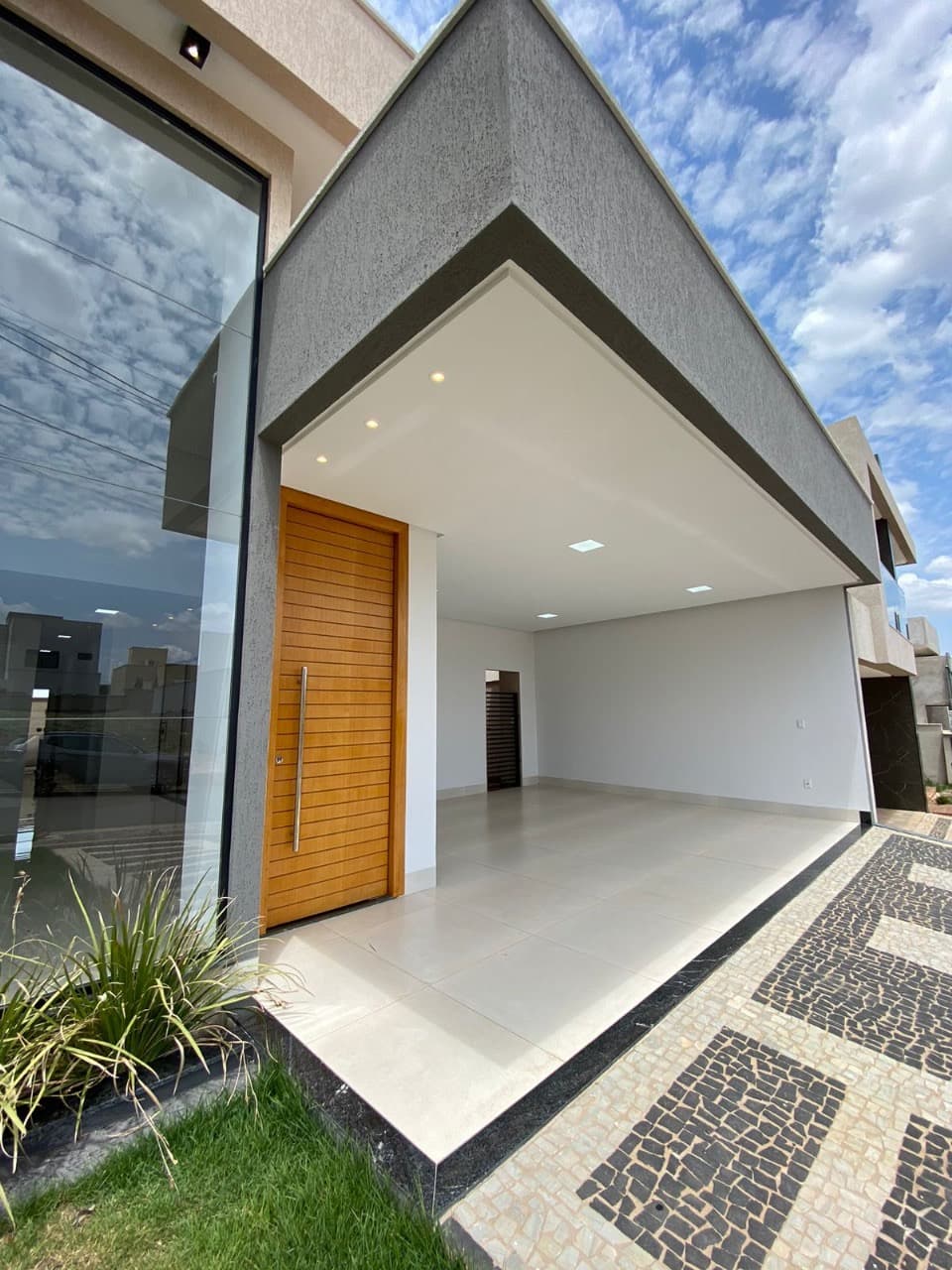 Excelente Residência 3 suítes, Jardins Bolonha
