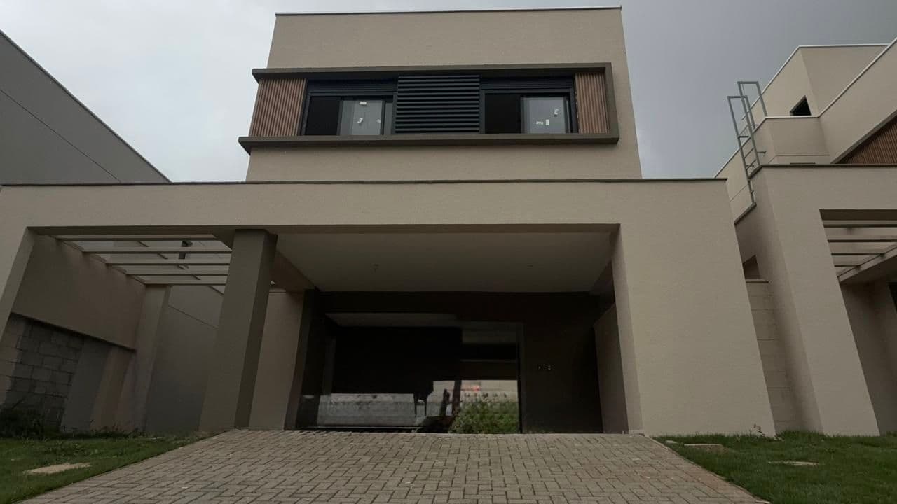 Jardins Lyon - Sobrado 4 Quartos ( 3 suítes + 1 quarto )