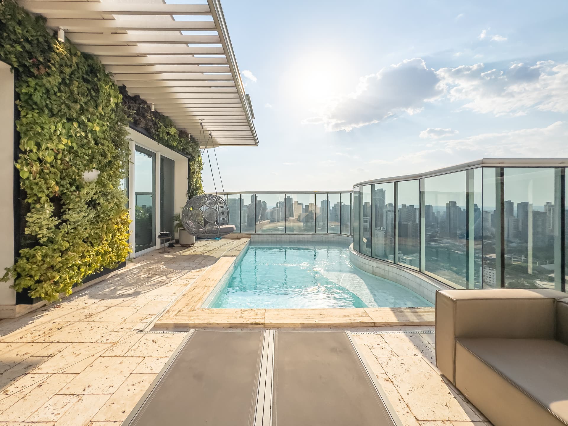 Cobertura Duplex de Alto Padrão Condomínio Miami One Life Style de 530 m²