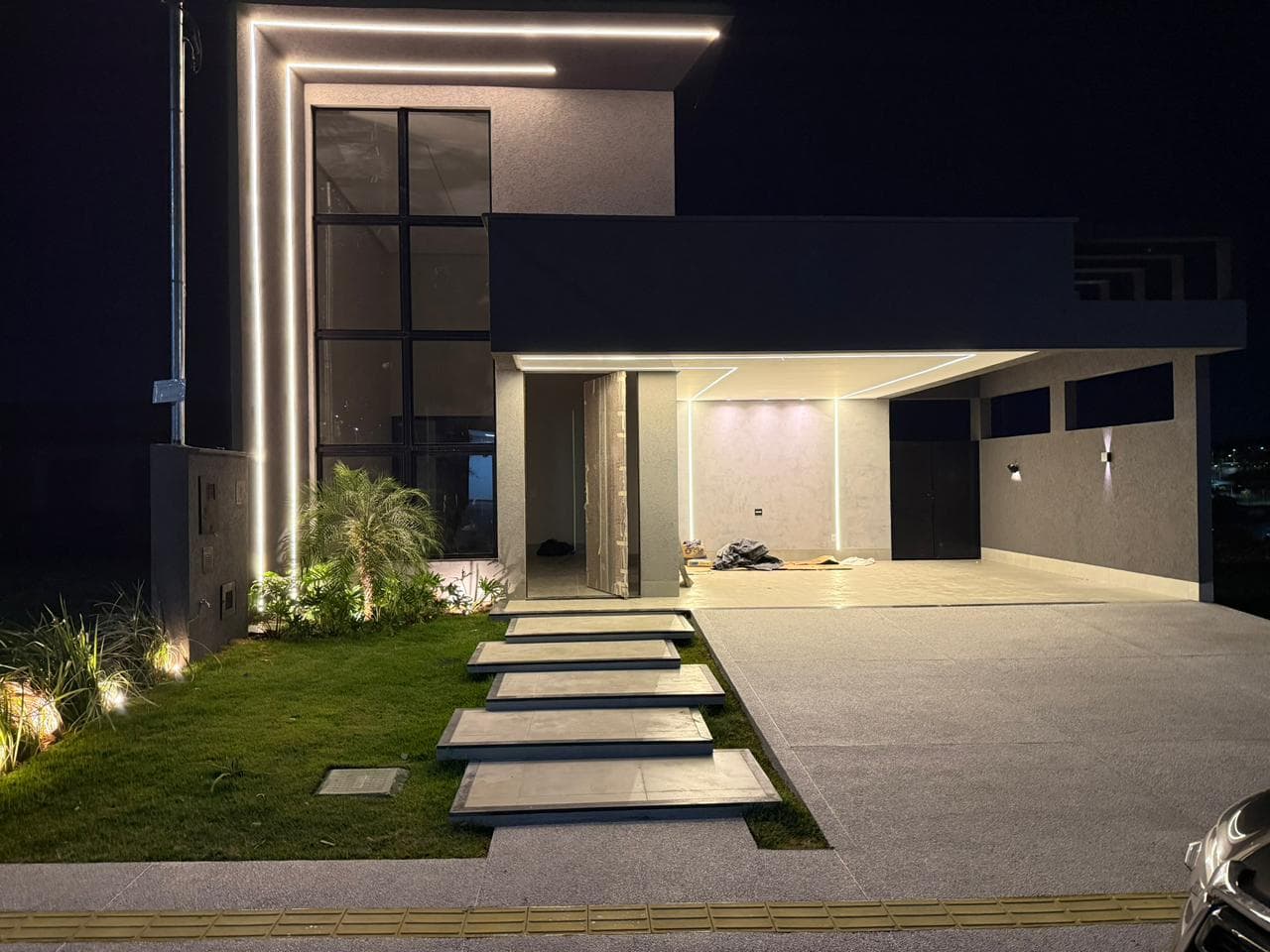 💎 CASA TÉRREA À VENDA – JARDINS CAPRI, SENADOR CANEDO