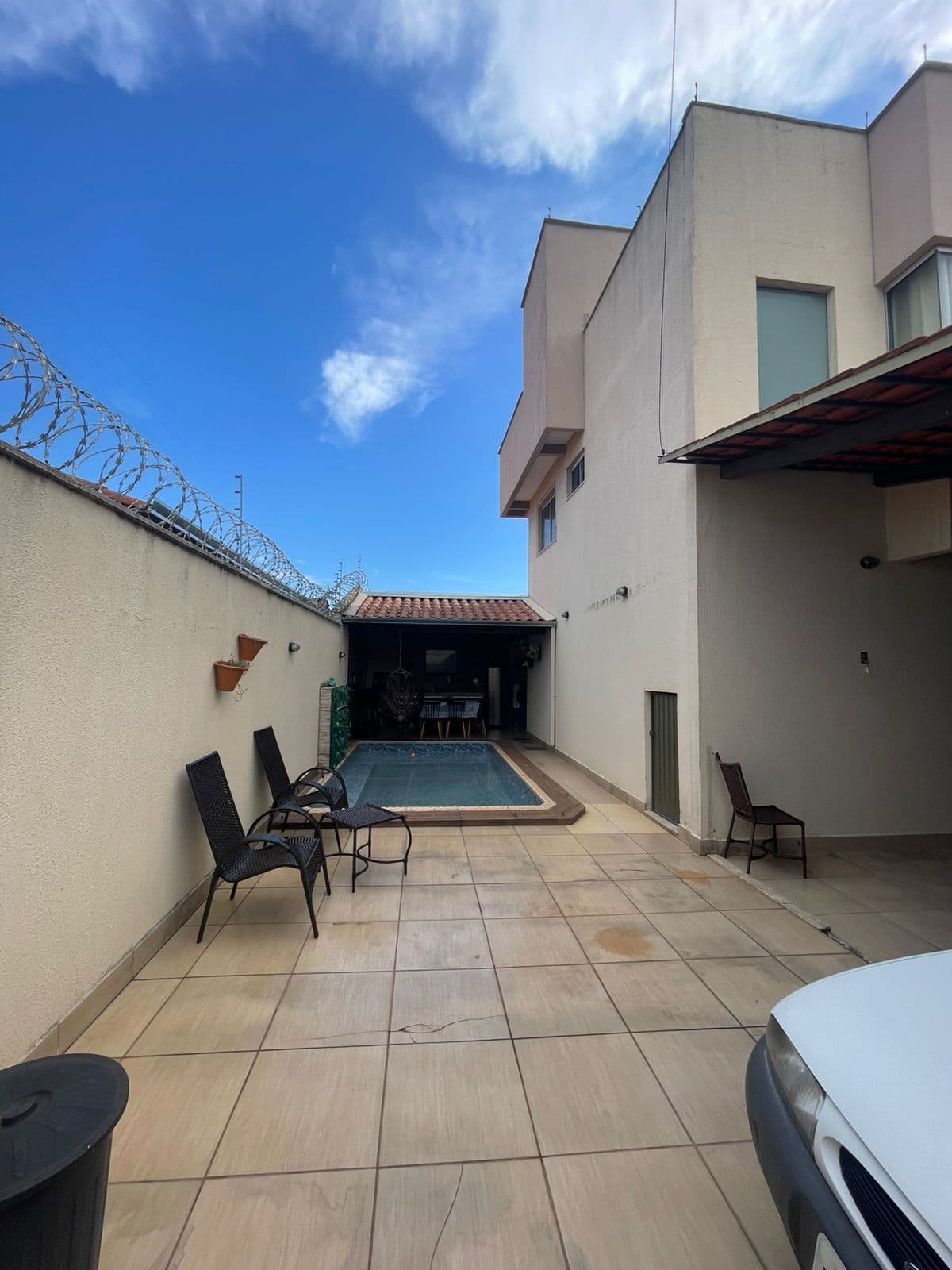 Sobrado de Alto Padrão no Faiçalville, 155m², 03 Quartos uma suíte, Piscina Aquecida Área Gourmet  Móveis Planejados