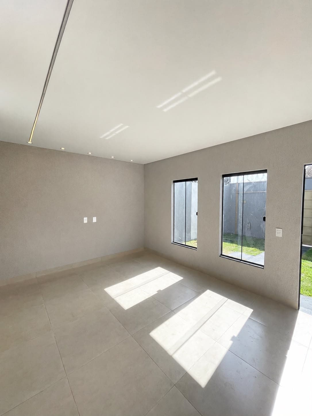 Casa Nova 82m²com  Dois Quartos uma Suíte no Residencial Santa Fé – Apenas R$ 326 Mil!