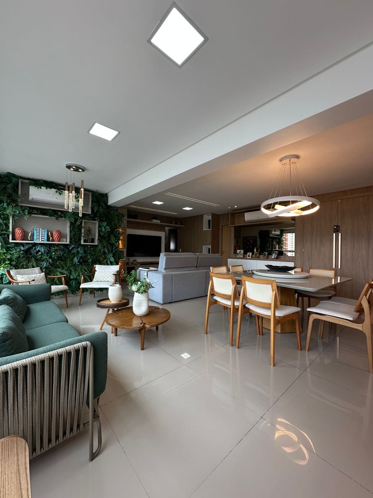 Atrum Supreme Residence