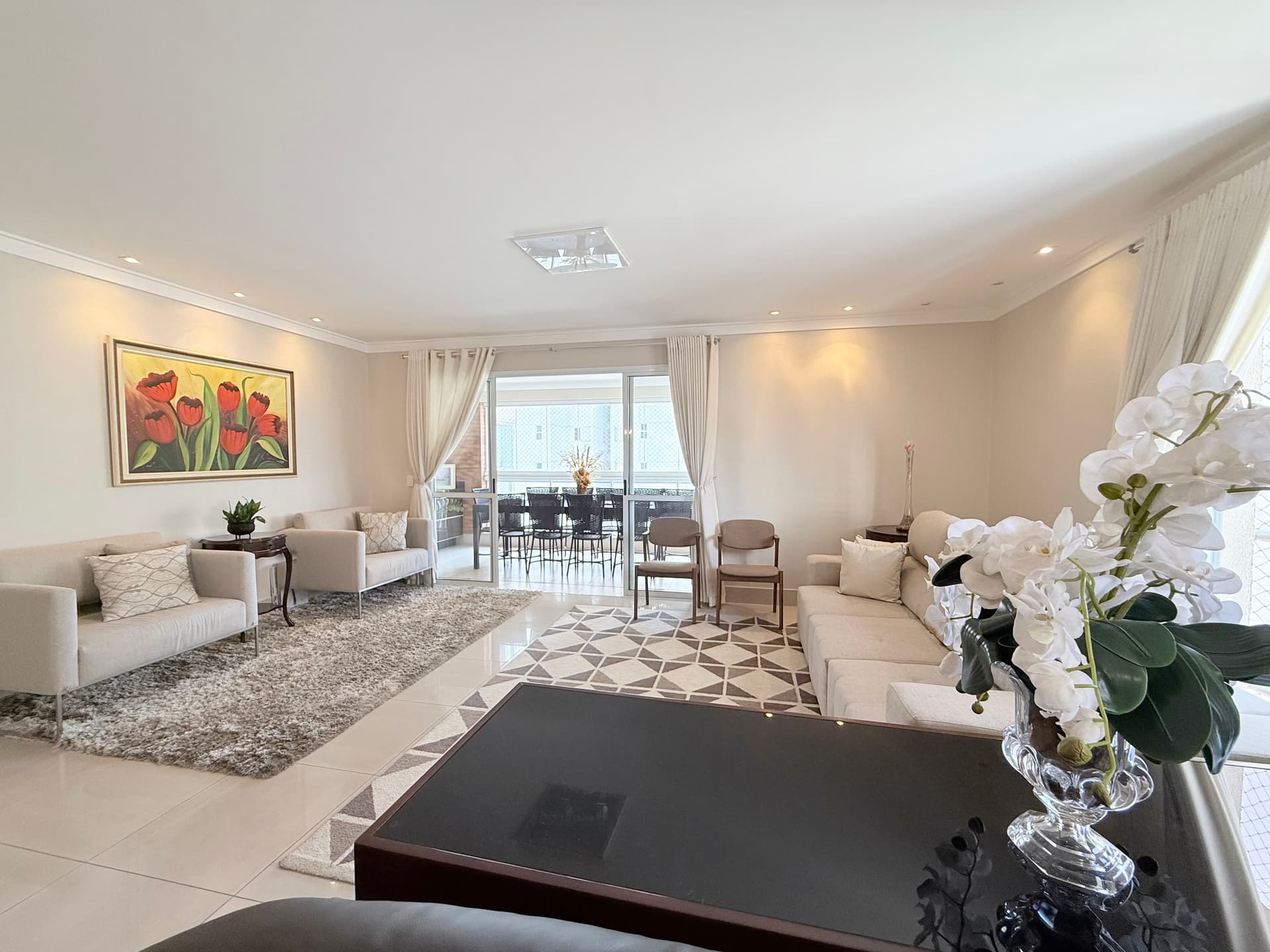 Apartamento Jardim Goiás  3 suites