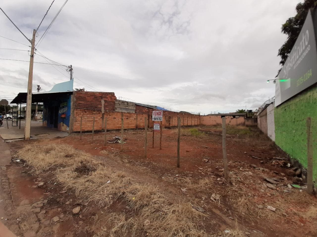 LOTE COMERCIAL NO JARDIM ATLÂNTICO
