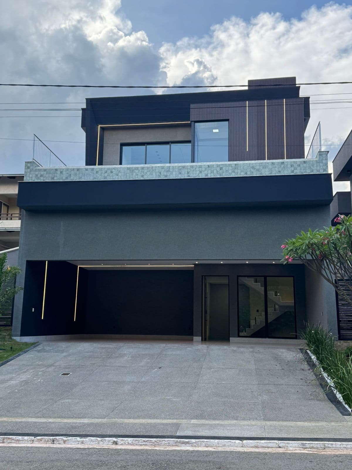 CONDOMINIO DO LAGO