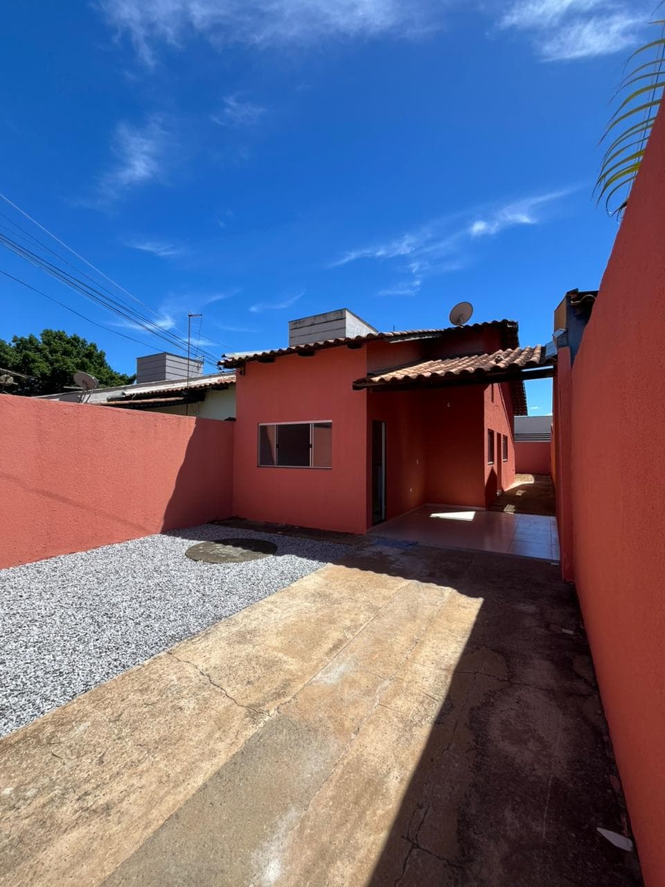 Casa 02 Quartos sendo 01 suíte - Buriti Sereno