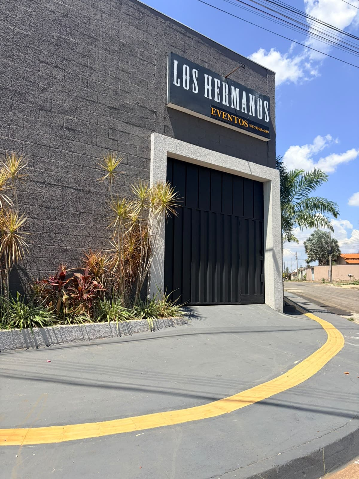 Galpão com 145 m2 , Condomínio das Esmeraldas