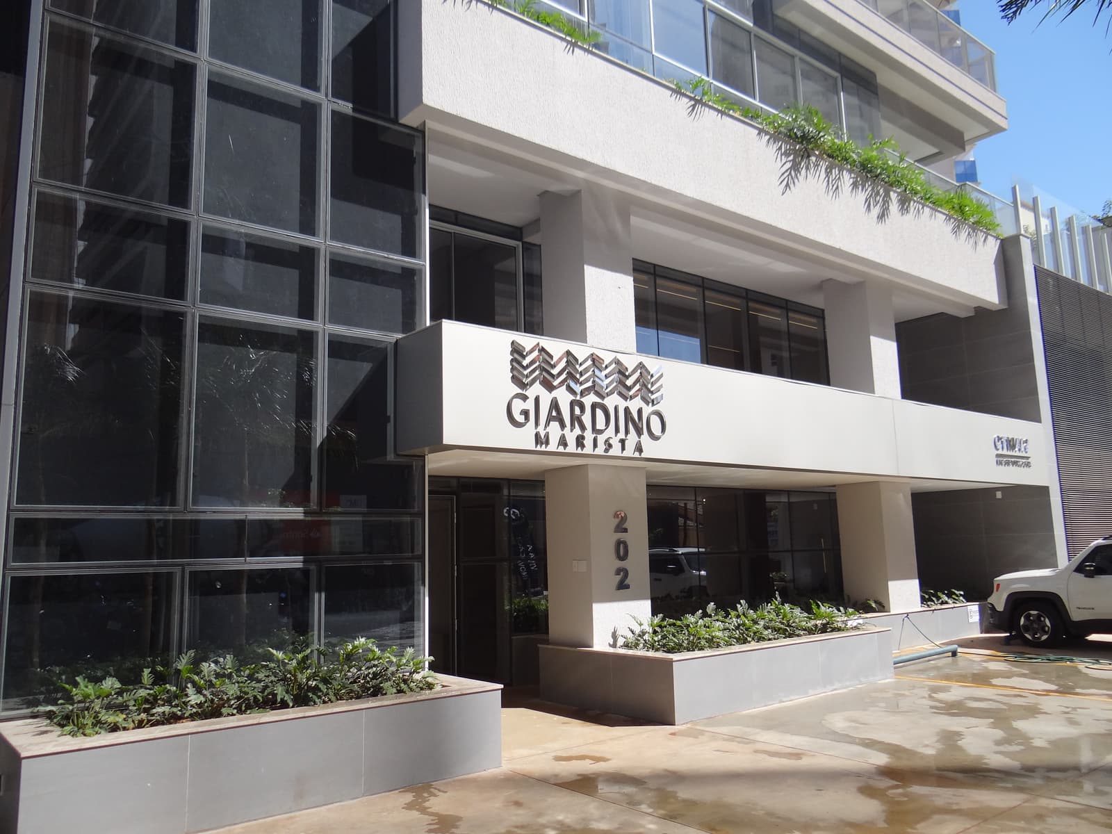Apartamento alto padrão, mobiliado, no Giardino Marista, com 3 dormitórios para alugar, 299 m² - Setor Marista - Goiânia/GO