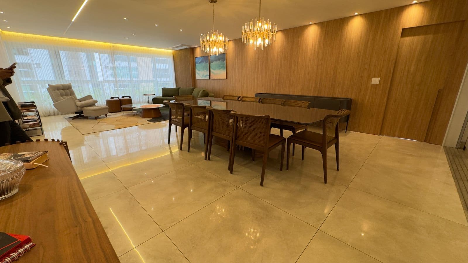 Apartamento 4 suítes plenas no Setor Marista — Residencial Quintas do Goyaz