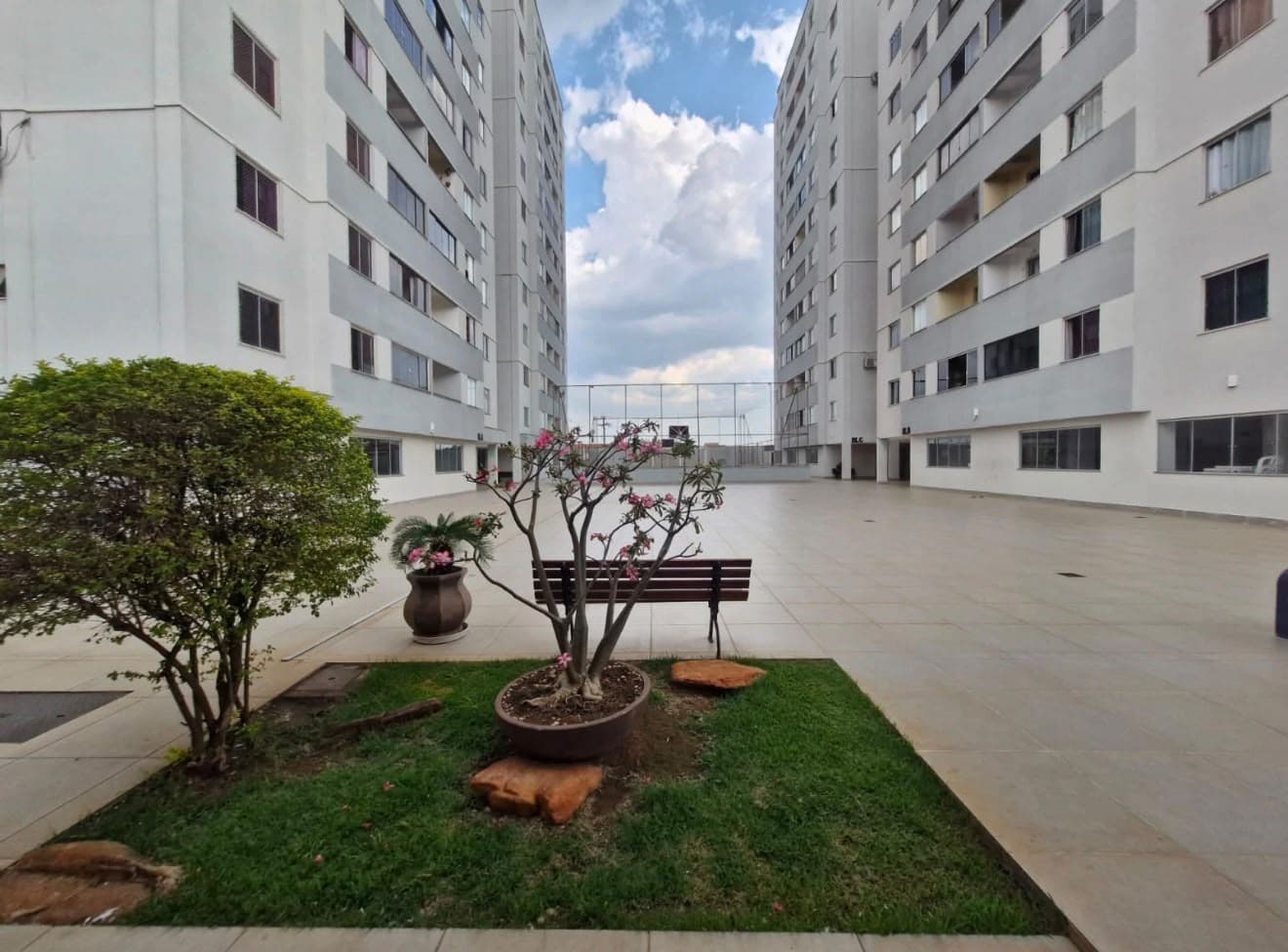 Apartamento 3Q Residencial Park Buriti