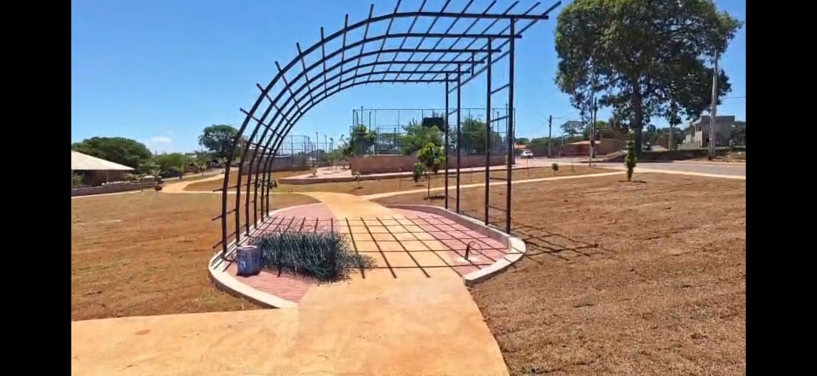 Lote no Condomínio Portal Do Lago 600 M2