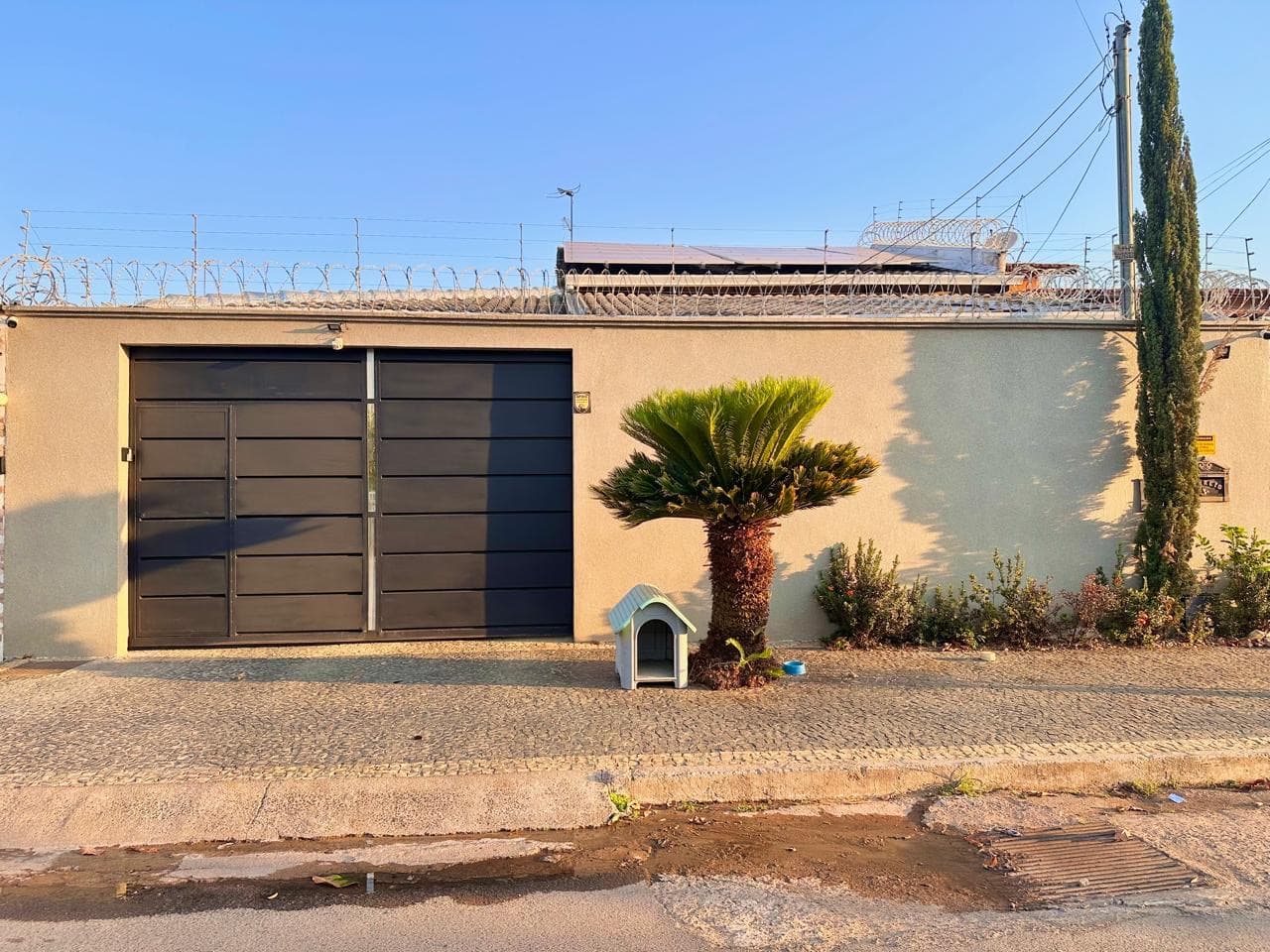 CASA 4 QUARTOS, 3 SUÍTES PLENAS JARDIM IMPANEMA - GOIÂNIA