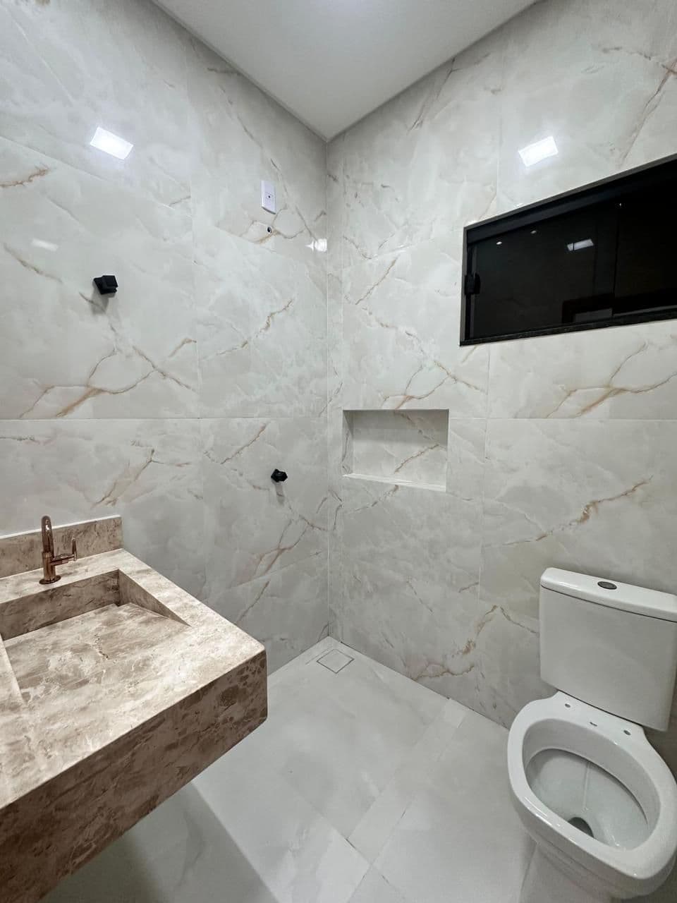 🏡Altíssimo Padrão fachada imponente, acabamento premium. Projeto único exclusivo região .
